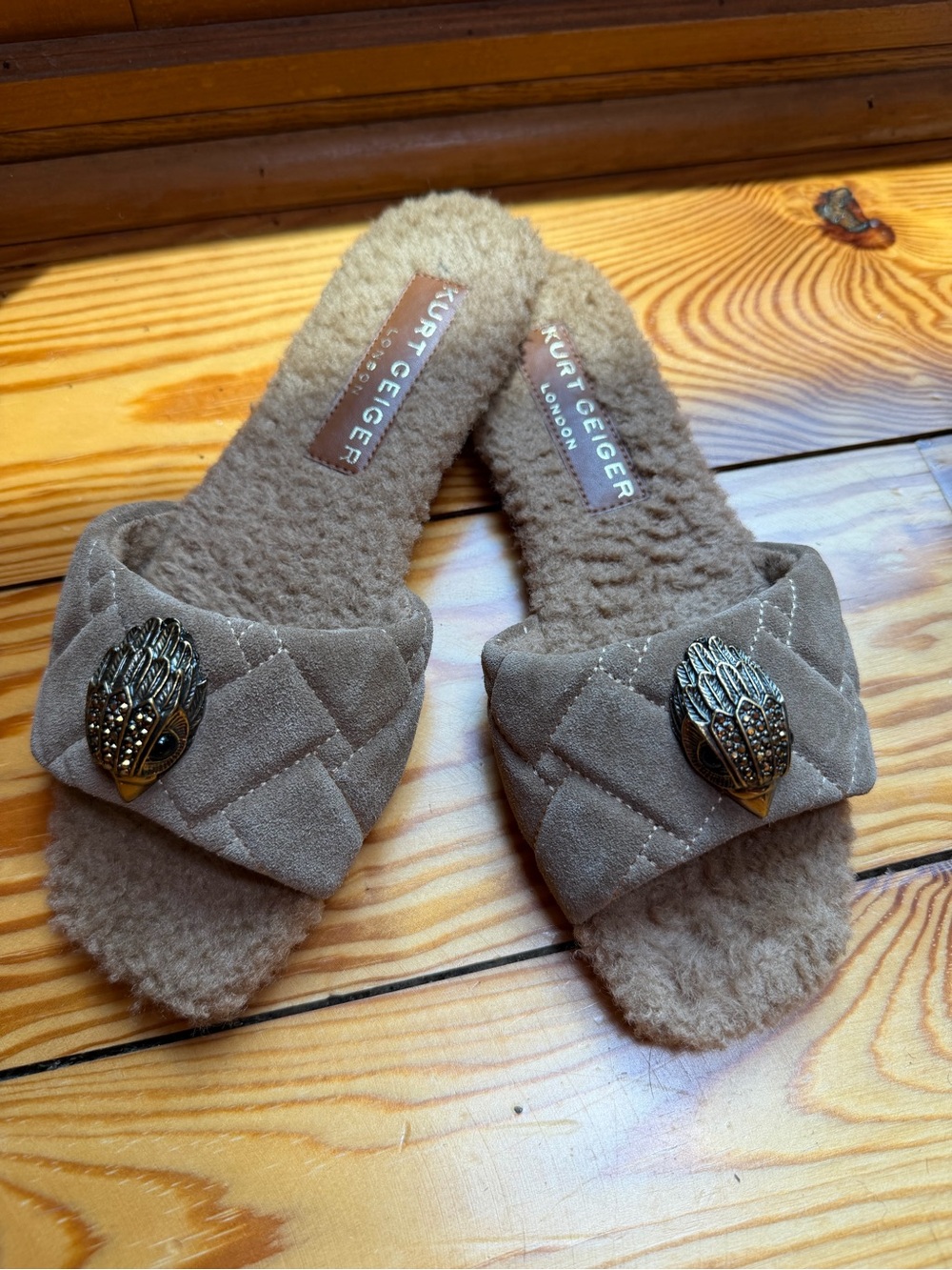 Kurt Geiger Taupe Quilted Shearling Comfy Slide Mules with Metallic Emblem EUC